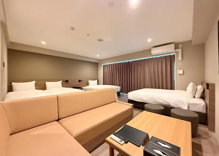 Comforts81 Shinsaibashi