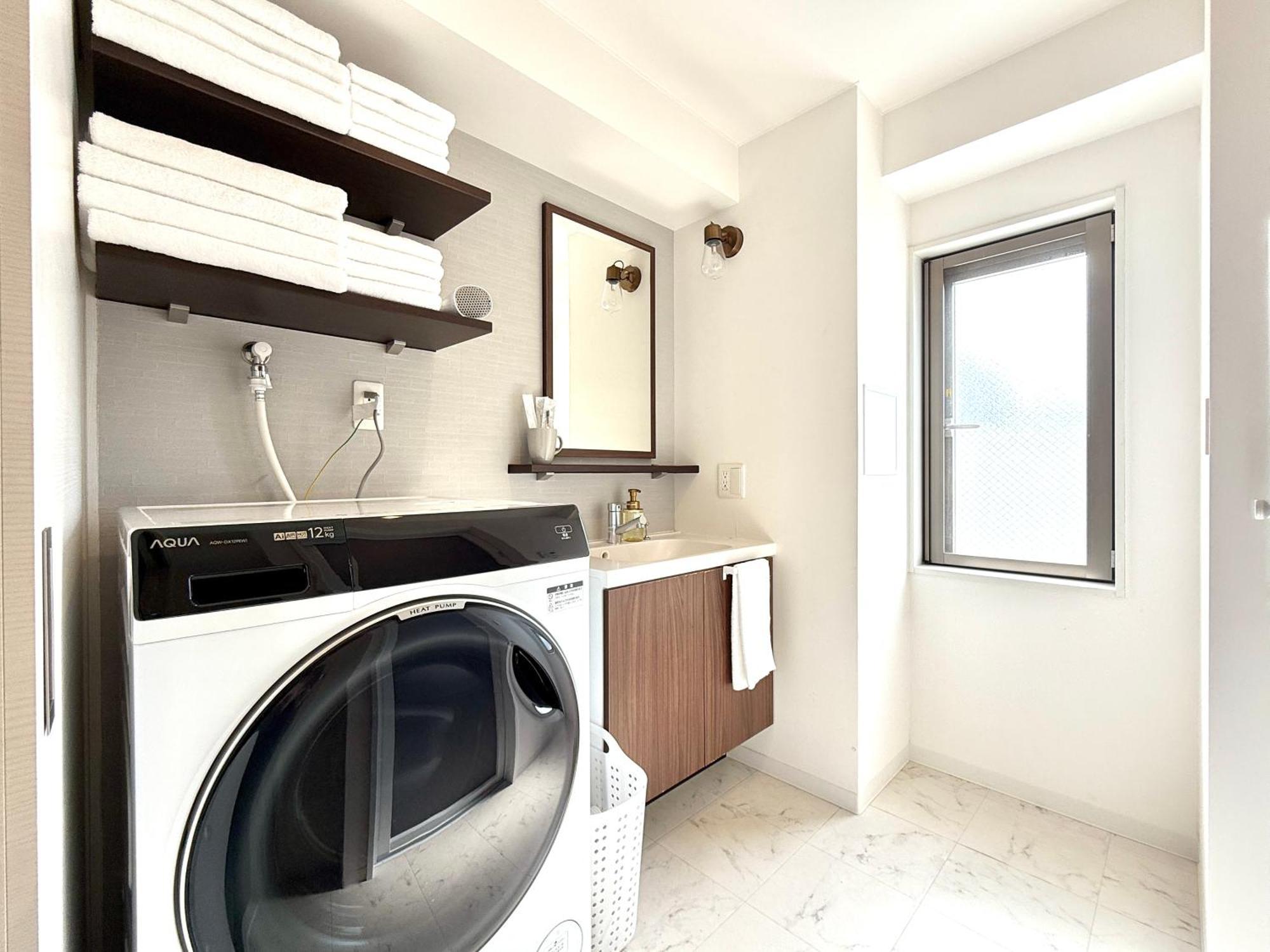 Comforts81 Shinsaibashi Apartment